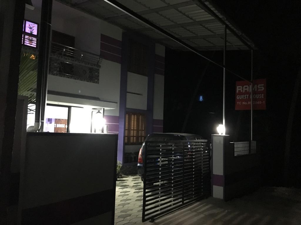 Rams Guest House Near Lulu Mall Thiruvananthapuram Zewnętrze zdjęcie