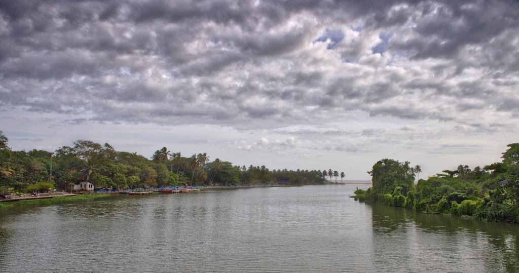 Rams Guest House Near Lulu Mall Thiruvananthapuram Zewnętrze zdjęcie